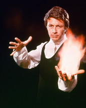 Bill Bixby the Magician 16x20 Poster with fire in hand Cult TV Series - £15.62 GBP