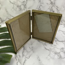 Vintage 80s Brass Metal Hinged Double Picture Frame Filigree Trim 5x7 Decor - $534.60 MXN