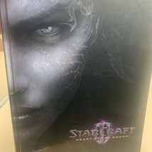 StarCraft 2 II: Heart of the Swarm Collectors Edition Guide Hardcover - £18.15 GBP