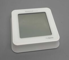 Honeywell T6 Pro TH6320WF2003 Smart Programmable Thermostat image 2