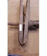 Vintage Carpenters wood holder [TOL10138] - $61.74 CAD