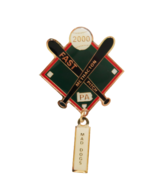 Methacton PA Mad Dogs Fast Pitch Softball Enamel Over Metal Pin - $6.82 CAD