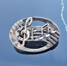 VINTAGE 925 STERLING SILVER MUSICAL NOTES HANDMADE BROOCH - $28.71