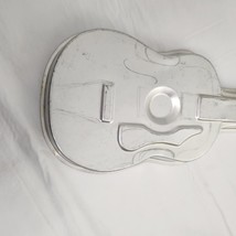 Wilton Guitar Cake Pan Vintage 1977 502-933 Metal  - £19.55 GBP