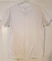Boys Hanes Undershirt T-SHIRT (2) - White - Medium - Rn# 15763 - $4.99