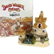 David Winter Cottages Avebury Crossing D1180 - 2002 Guild Member Only in Box - £73.98 GBP