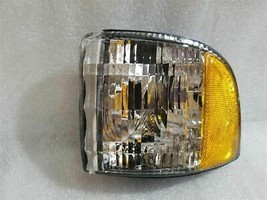 Driver Left Corner/Park Light Beside Headlamp Fits 94-02 Dodge 2500 Pick... - £21.80 GBP