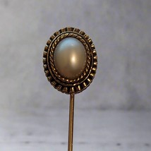 Vintage Sarah Coventry Faux Pearl Stick Pin – Gold Tone Oval Costume Jew... - $8.91