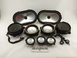 05-09 Range Rover L322 Navigation Radio Stereo Display Monitor Screen YIK500090 image 3