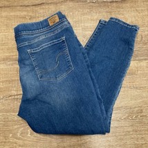 Levi Signature Blue Jeans Totally Shaping Pull-On Skinny 18S 18 Short 34&quot; x 28&quot; - £22.88 GBP