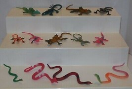 Huge Lot of 13 Pretend Play 1&quot; Lizard and Snake Figures Rare HTF - £7.69 GBP
