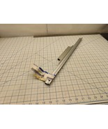Ford E7TZ-1521458-B Door Window Glass Channel Right RH - $935.62 MXN