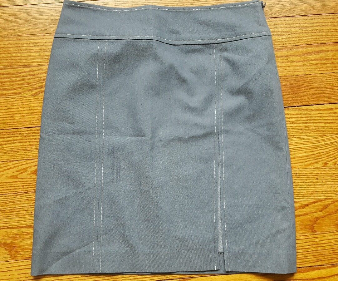 LIQUID Brand Womens size 2 Gray blue Skirt Golf Tennis Athletic - $0.94