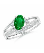 ANGARA Oval Emerald and Diamond Wedding Band Ring Set in 14K Solid Gold - £2,331.32 GBP