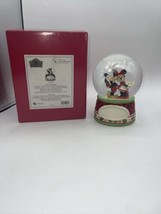 Disney Jim Shore Snow Globe Collection Mickey &amp; Minnie Under The Mistletoe - £31.29 GBP