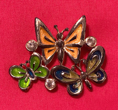 Vintage 1990s butterflies pin brooch rhinestones colorful butterfly whimsical - £2.37 GBP