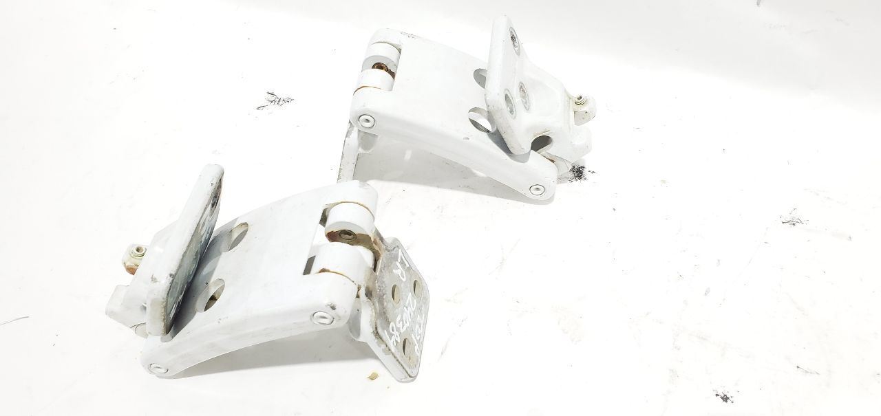 2012 Mercedes Sprinter Van 2500 OEM All 4 Back Hinges  Item image 7