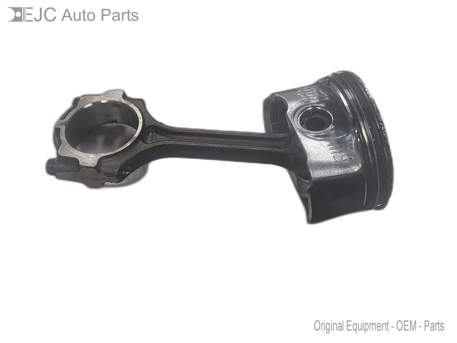 Piston and Connecting Rod Standard For 15-16 Nissan Rogue  2.5 121003TA0... - $69.25