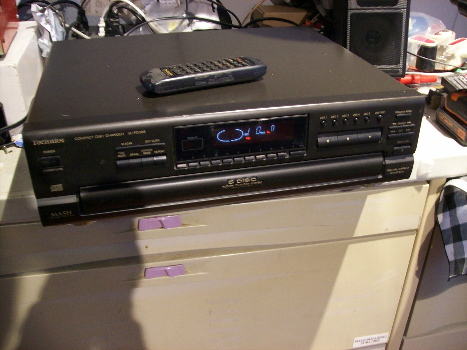 TECHNICS CD TURNTABLE SL-PD888 + Remote SERVICED - $149.99