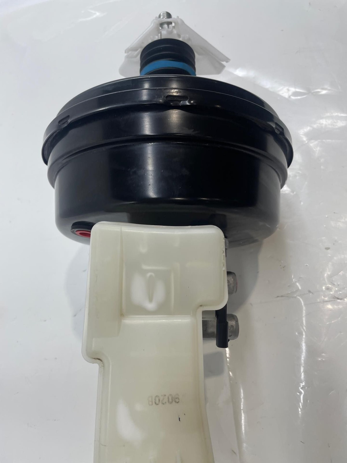 2018-2024 Chevy Traverse Power Brake Booster W/ Master Cylinder & Reservoir OEM Item image 7