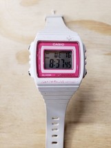 Casio W215-H Digital White with Pink Trim Wristwatch Watch - £17.90 GBP