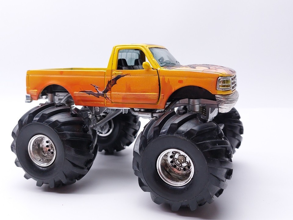 DODGE RAM F150 Lot 2 MONSTER TRUCKs CRUNCH 1996 DIECAST NEW RAY 4x4 Item image 15
