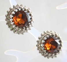 Elegant Textured Silver-tone Honey Rhinestone Clip Earrings 1960s vintag - £9.67 GBP