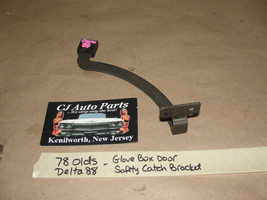 OEM 1978 78 Olds Delta 88 DASH GLOVE BOX DOOR SAFETY LATCH CATCH ARM BRA... - $23.75