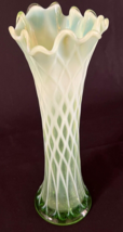 Vintage Jefferson Glass Green Opalescent Diamond Lattice Swung Art Glass Vase - £27.86 GBP