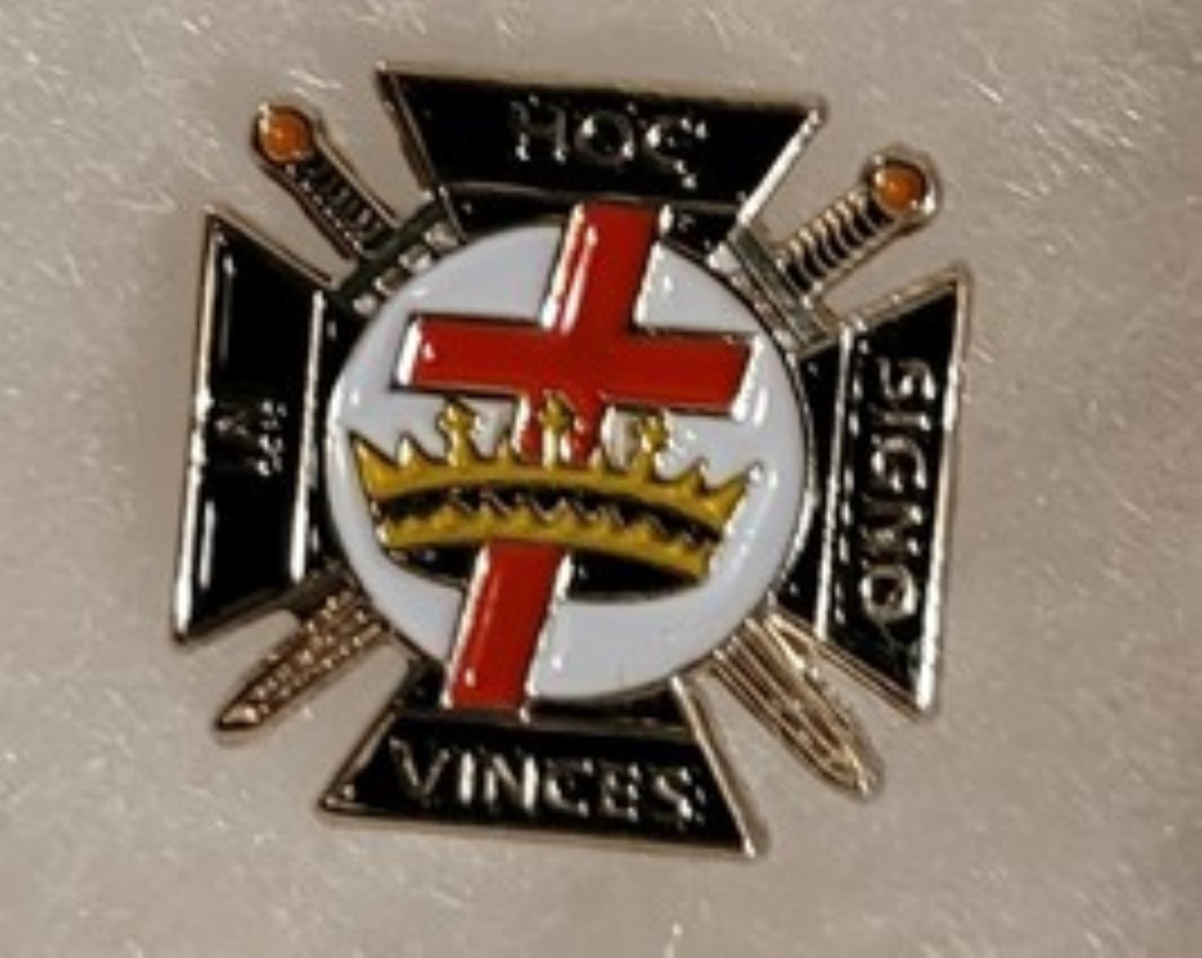 Knights Templar Crown and Cross Lapel Pin
