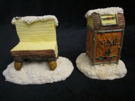 MAIL BOX &amp; BENCH ACCESSORIES Charming Tails FIGURE Holiday Snow - $7.99