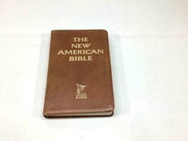 The New American Bible: St. Paul Editions - 1976 - Vintage Soft Cover - £7.24 GBP