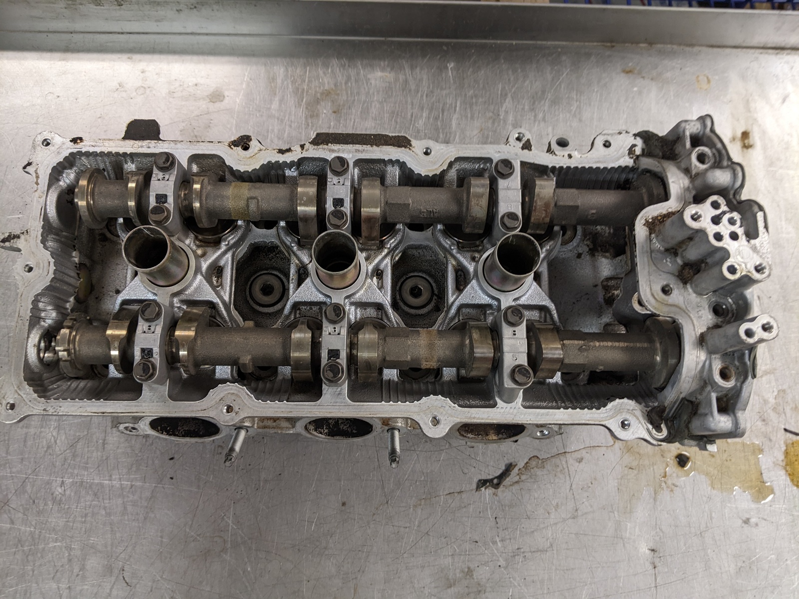 Primary image for Left Cylinder Head From 2005 Infiniti FX35  3.5 L8J16R