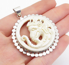 925 Sterling Silver - Carved Elephant Shiny Circle Border Drop Pendant - PT5946 - £43.30 GBP