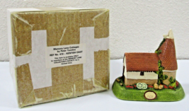 New in Box Naturecraft Kentish Oast Memory Lane Cottages By Peter Tomlin... - $9.89