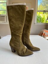 Frye Reed Sz 7M Olive Green Suede Side Zipper Tall Casual Dress Heeled B... - €131,12 EUR