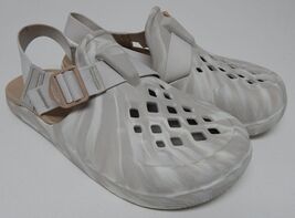 Chaco Chillos Clog Size 9 M EU 42 Men&#39;s Closed Toe Sandals Desert Sand J... - $46.72 CAD