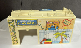 Vintage Fisher Price Little People Sesame Street Clubhouse #937 Parts - £15.54 GBP