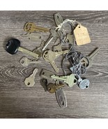 Vintage Key Lot - $258.91 MXN
