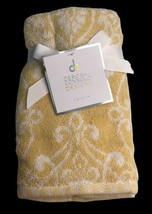Deborah Connolly Fingertip Towels Bathroom Set of 2 Yellow White Fleur de Lis - £28.88 GBP