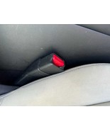 Seat Belt Front Bucket Passenger Buckle Fits 17-19 INFINITI Q60 800833 - £72.39 GBP