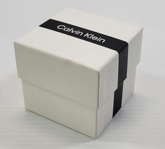 LL) Calvin Klein White &amp; Black Watch Bracelet Small Cardboard Gift Box - $183.37 MXN