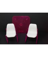 Mattel 1977 Barbie Dream House Pink Dining Table Chairs Plates - $33.83 CAD