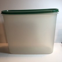 Tupperware Container 2351E-1 Modular Mates 4 Liter Green - $134.97 MXN
