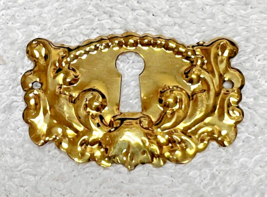 Old Keyhole Scrolls Detail Lock Cover Brass Colored 2  x 1 1/4 inch Key ... - €8,08 EUR