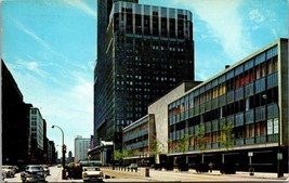 Wacker Drive Looking South Chicago Illinois Postcard Posted - £7.88 GBP