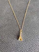 Gold Color Plated Eiffel Tower Necklace Gold Chain - $226.34 MXN
