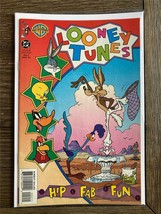 DC Comics Warner Bros Looney Tunes Collectible Issue #2 Hip Fab Fun - $6.93