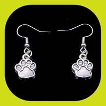 New Adorable Paw Print Earrings - £4.87 GBP