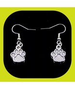 New Adorable Paw Print Earrings - £4.69 GBP